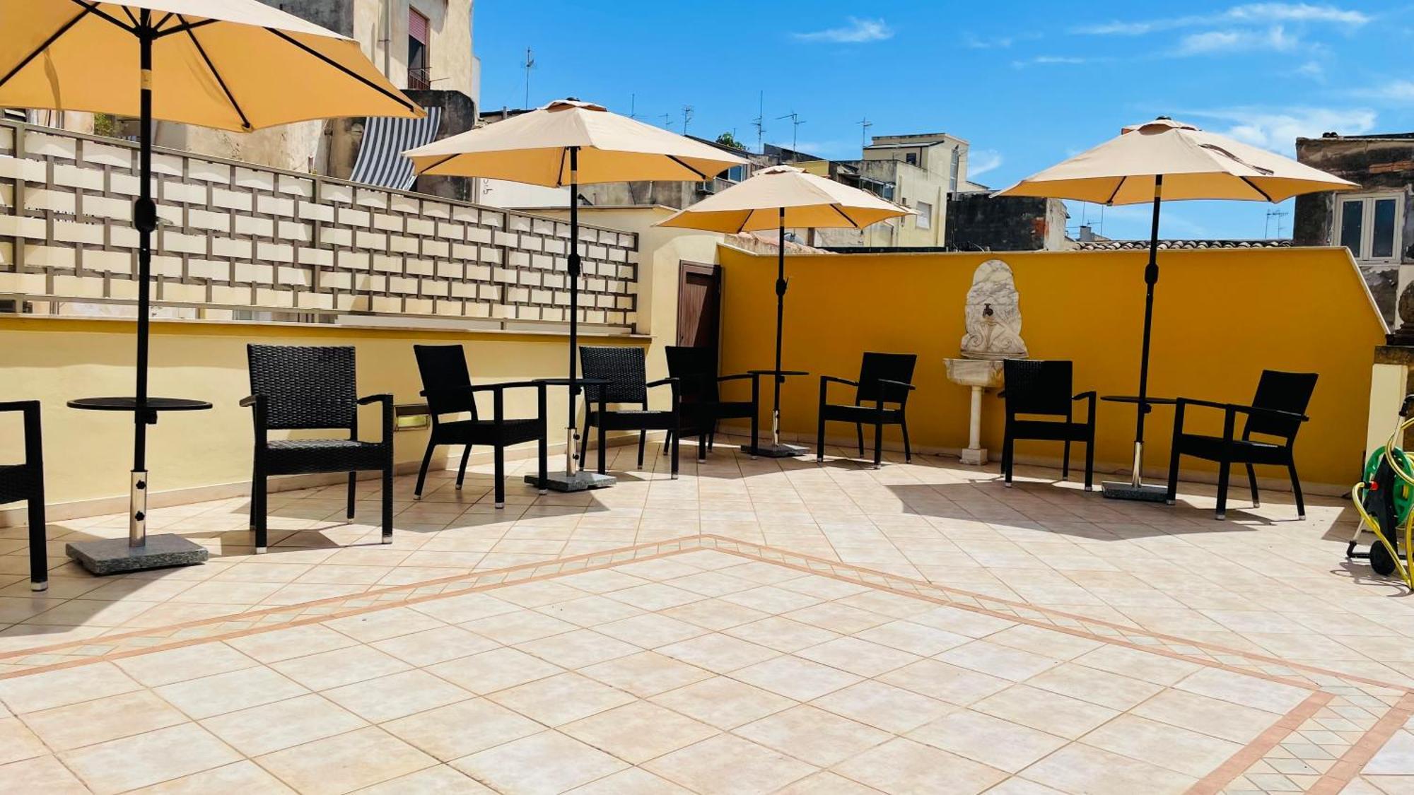 Vittorio Emanuele Boutique Hotel ชากกา ภายนอก รูปภาพ