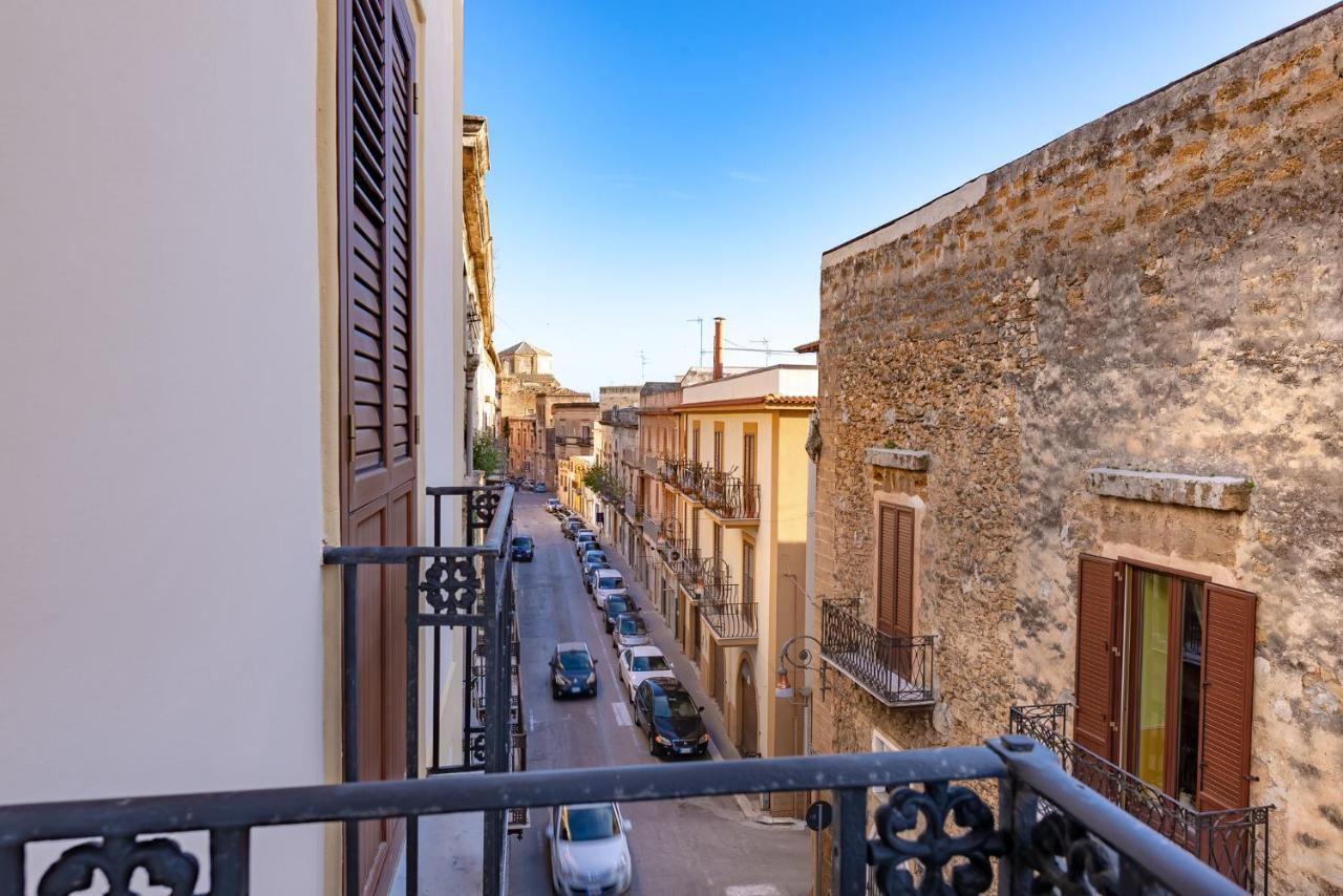Vittorio Emanuele Boutique Hotel ชากกา ภายนอก รูปภาพ