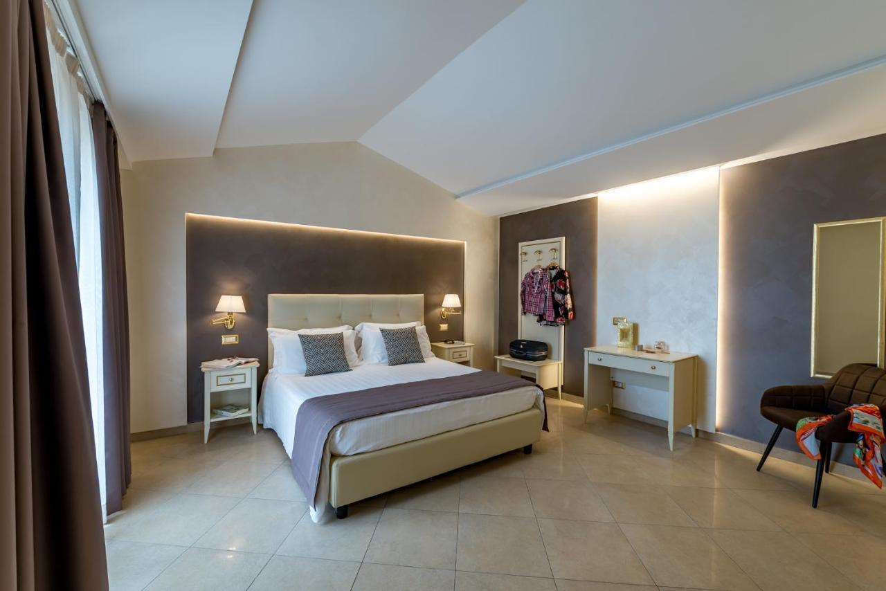 Vittorio Emanuele Boutique Hotel ชากกา ภายนอก รูปภาพ