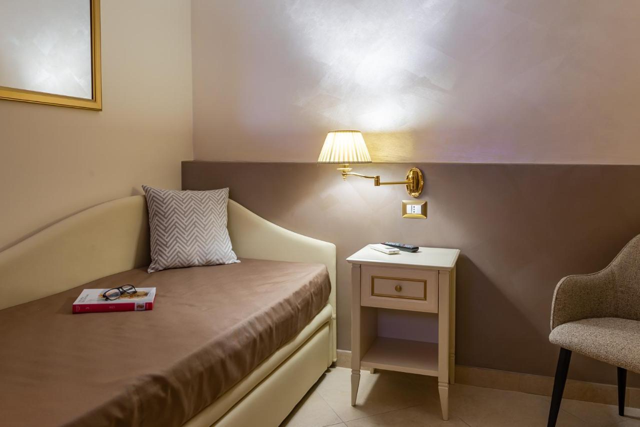 Vittorio Emanuele Boutique Hotel ชากกา ภายนอก รูปภาพ