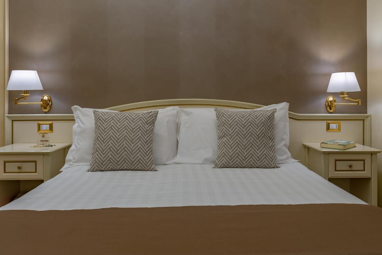 Vittorio Emanuele Boutique Hotel ชากกา ภายนอก รูปภาพ